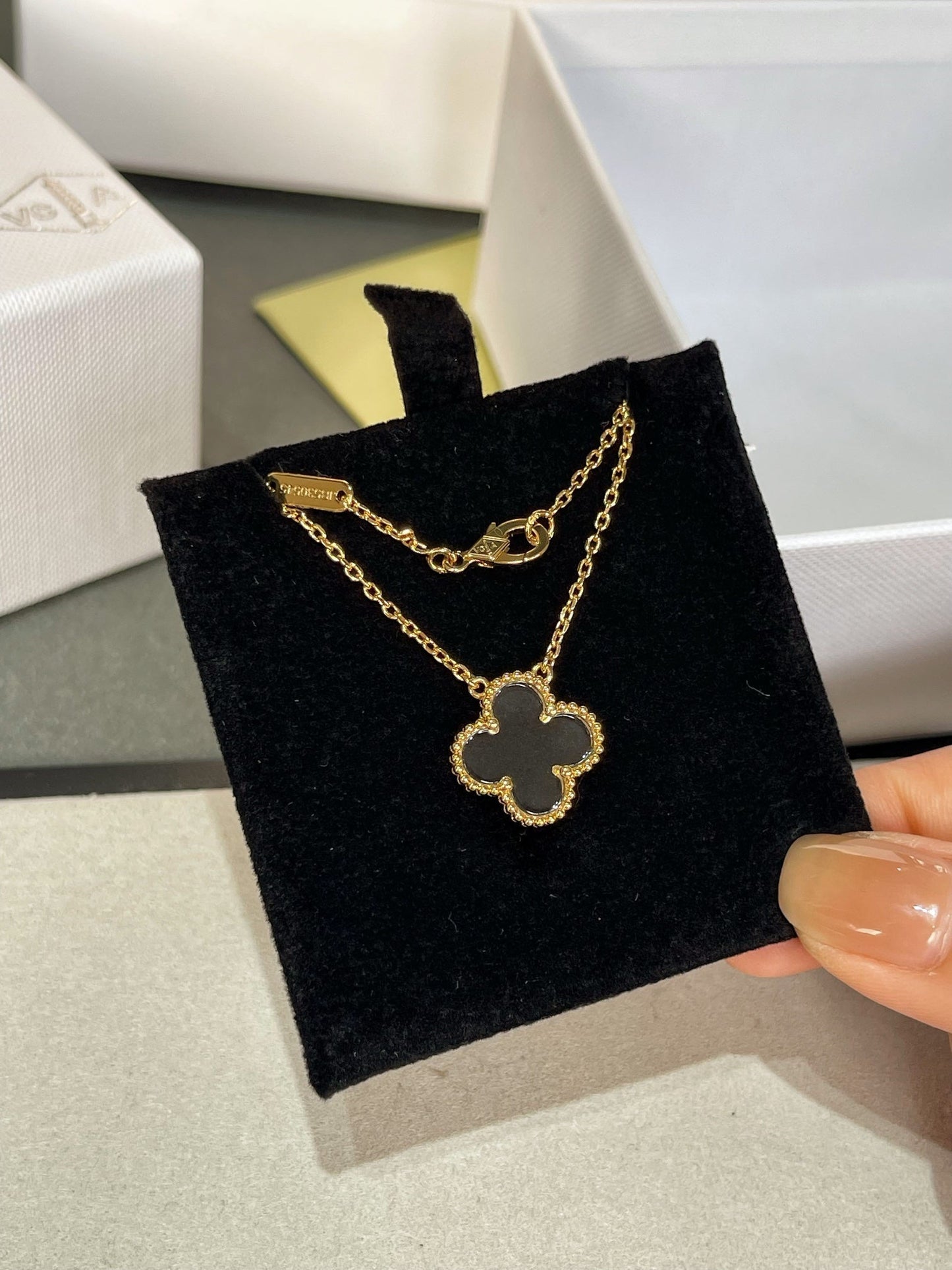 [Pearl Jewelrys]CLOVER ROCK CRYSTAL ROSE GOLD NECKLACE