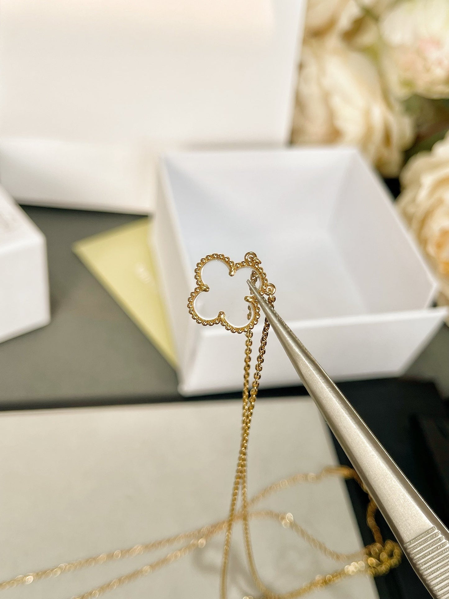 [Pearl Jewelrys]CLOVER ROCK CRYSTAL ROSE GOLD NECKLACE