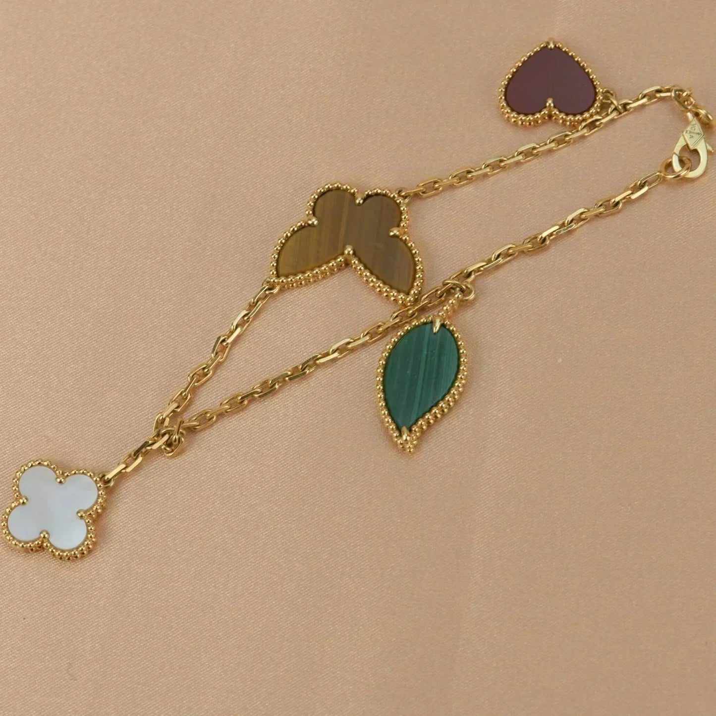 [Pearl Jewelrys]LUCKY SPRING 5 MOTIF GOLD BRACELET