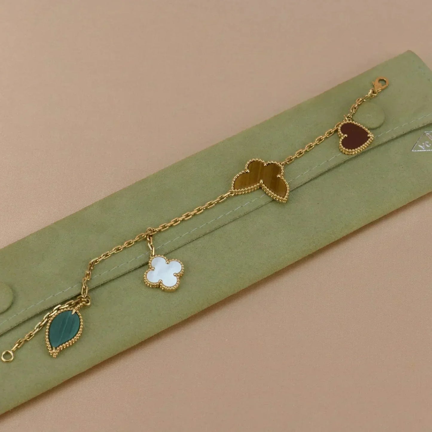 [Pearl Jewelrys]LUCKY SPRING 5 MOTIF GOLD BRACELET