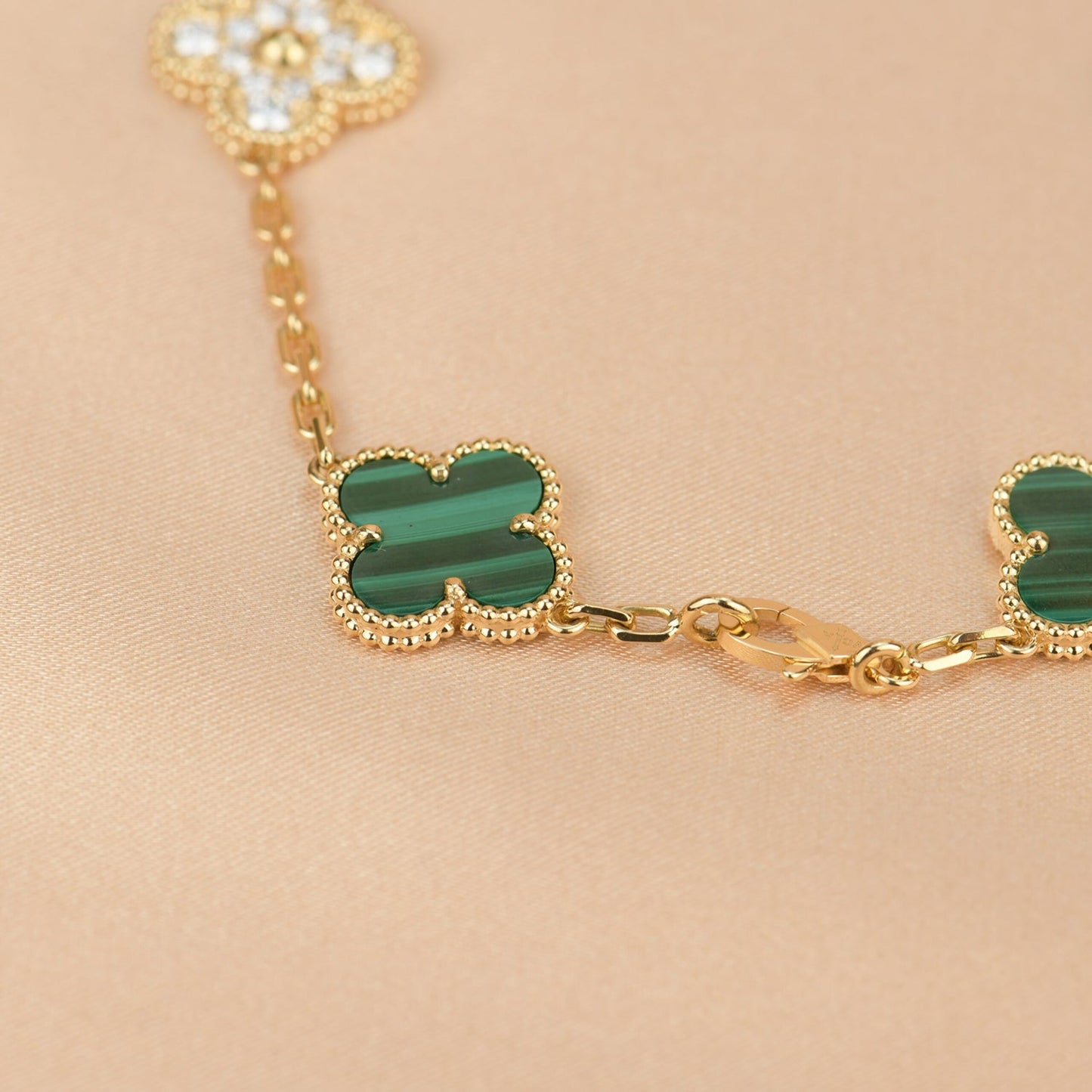 [Pearl Jewelrys]CLOVER  5 MOTIF MALACHITE DIAMOND BRACELET