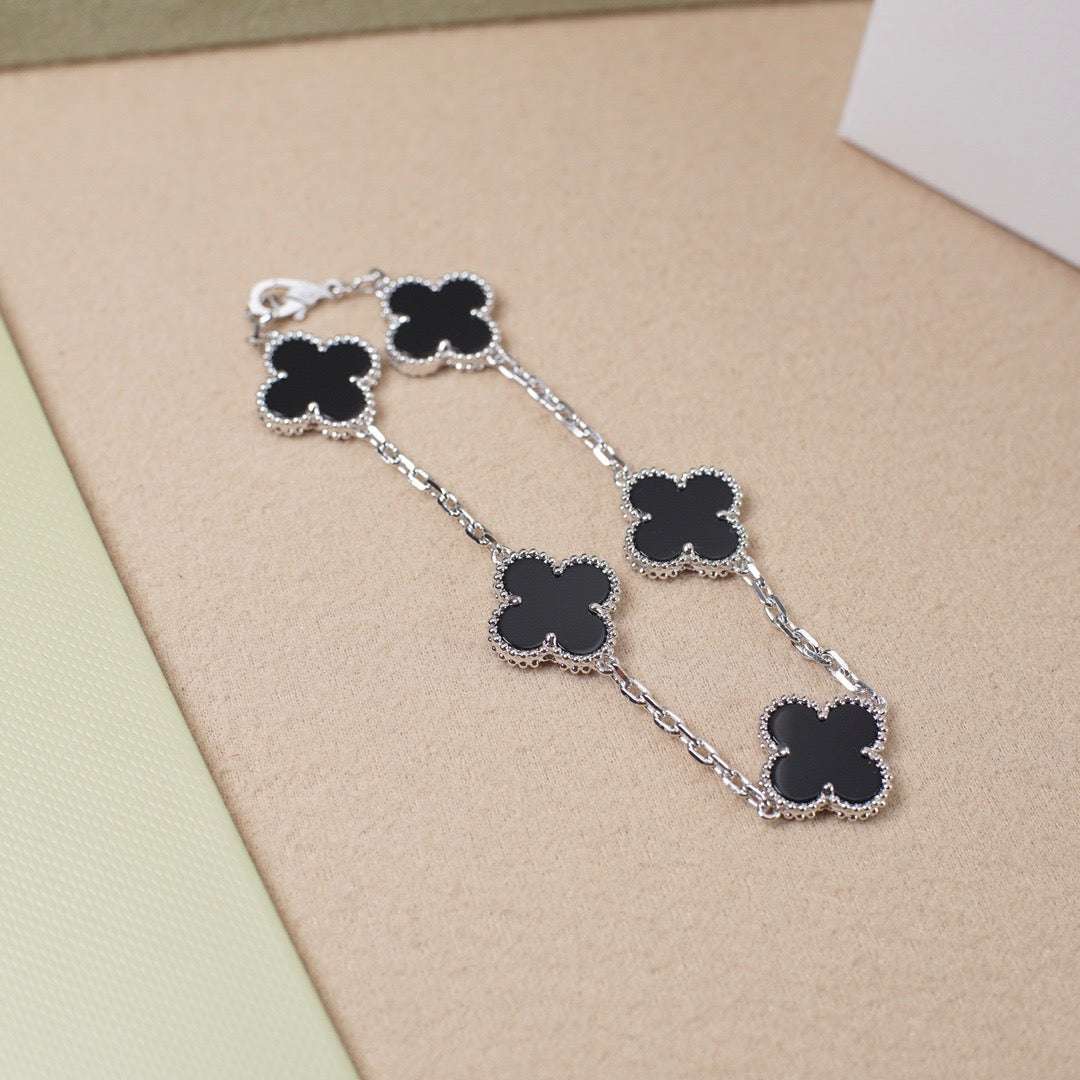 [Pearl Jewelrys]CLOVER 5 MOTIF ONYXS  BRACELET SILVER