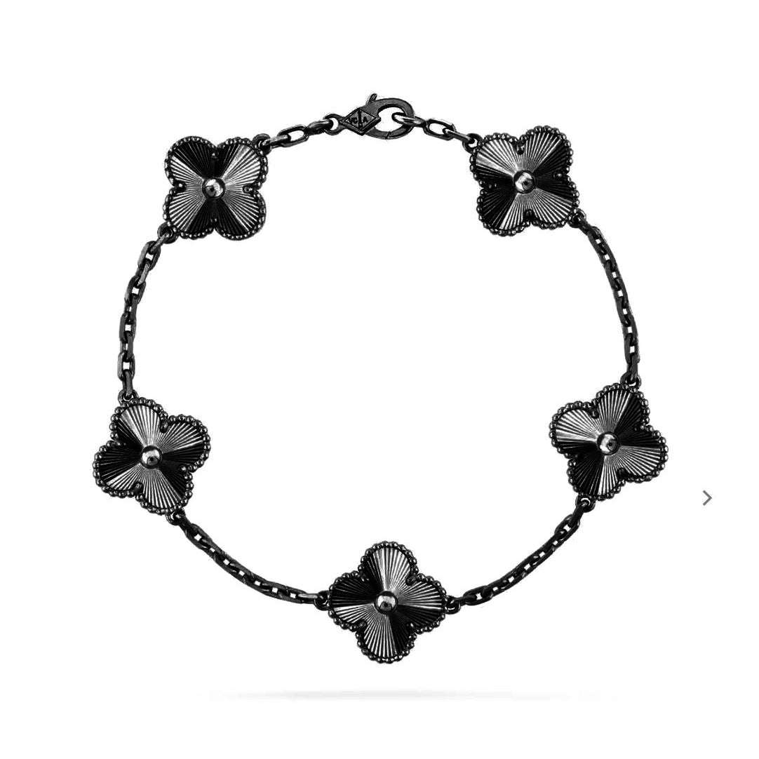 [Pearl Jewelrys]CLOVER 5 MOTIF BLACK BRACELET