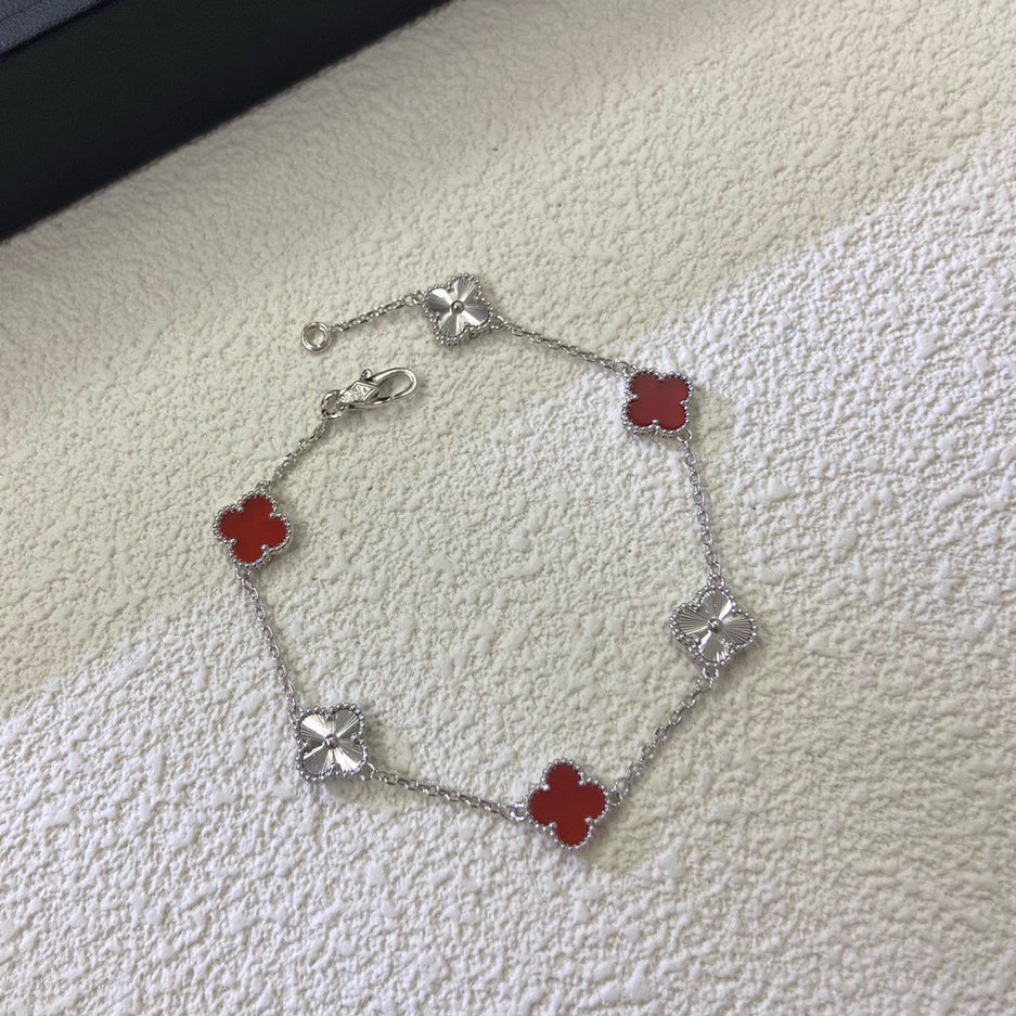 [Pearl Jewelrys]CLOVER 6 MOTIF RED AGATE LASER BRACELET