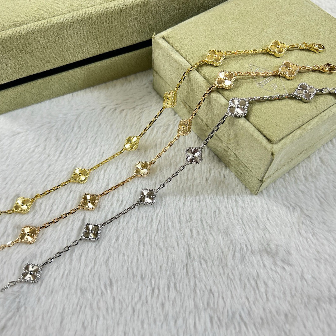 [Pearl Jewelrys]CLOVER 6 MOTIF DIAMOND BRACELET