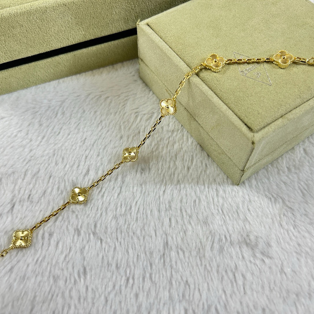 [Pearl Jewelrys]CLOVER 6 MOTIF DIAMOND BRACELET