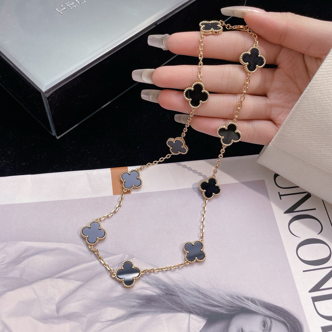 [Pearl Jewelrys]CLOVERS THE 10-MOTIFS ONYX NECKLACE