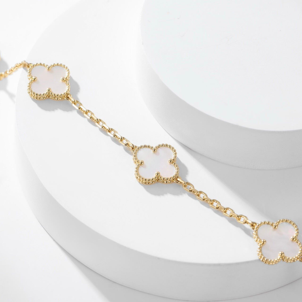 [Pearl Jewelrys]CLOVERS THE 10-MOTIFS WHITE MOTHER OF PEARL NECKLACE