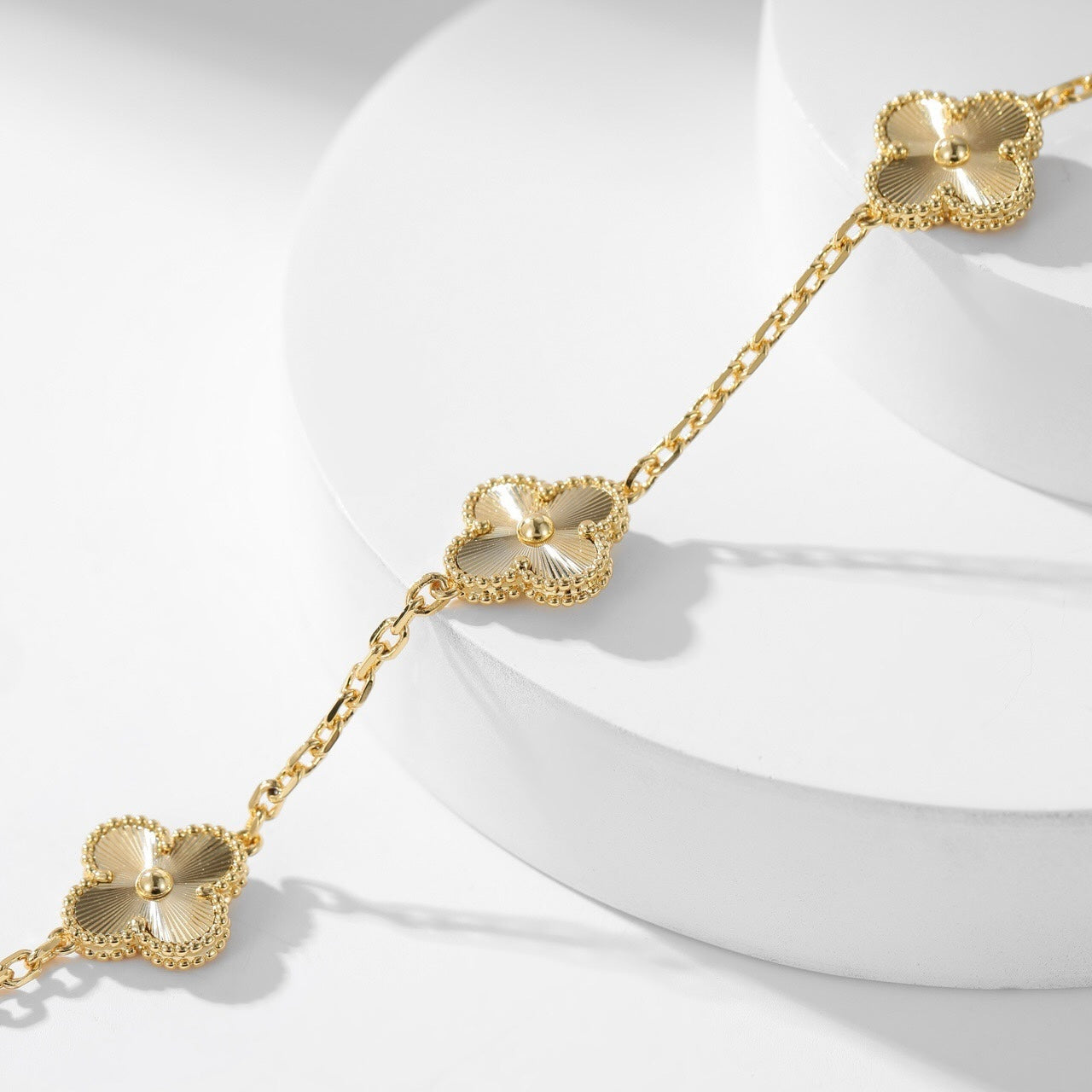 [Pearl Jewelrys]CLOVERS THE 10-MOTIFS LASER NECKLACE