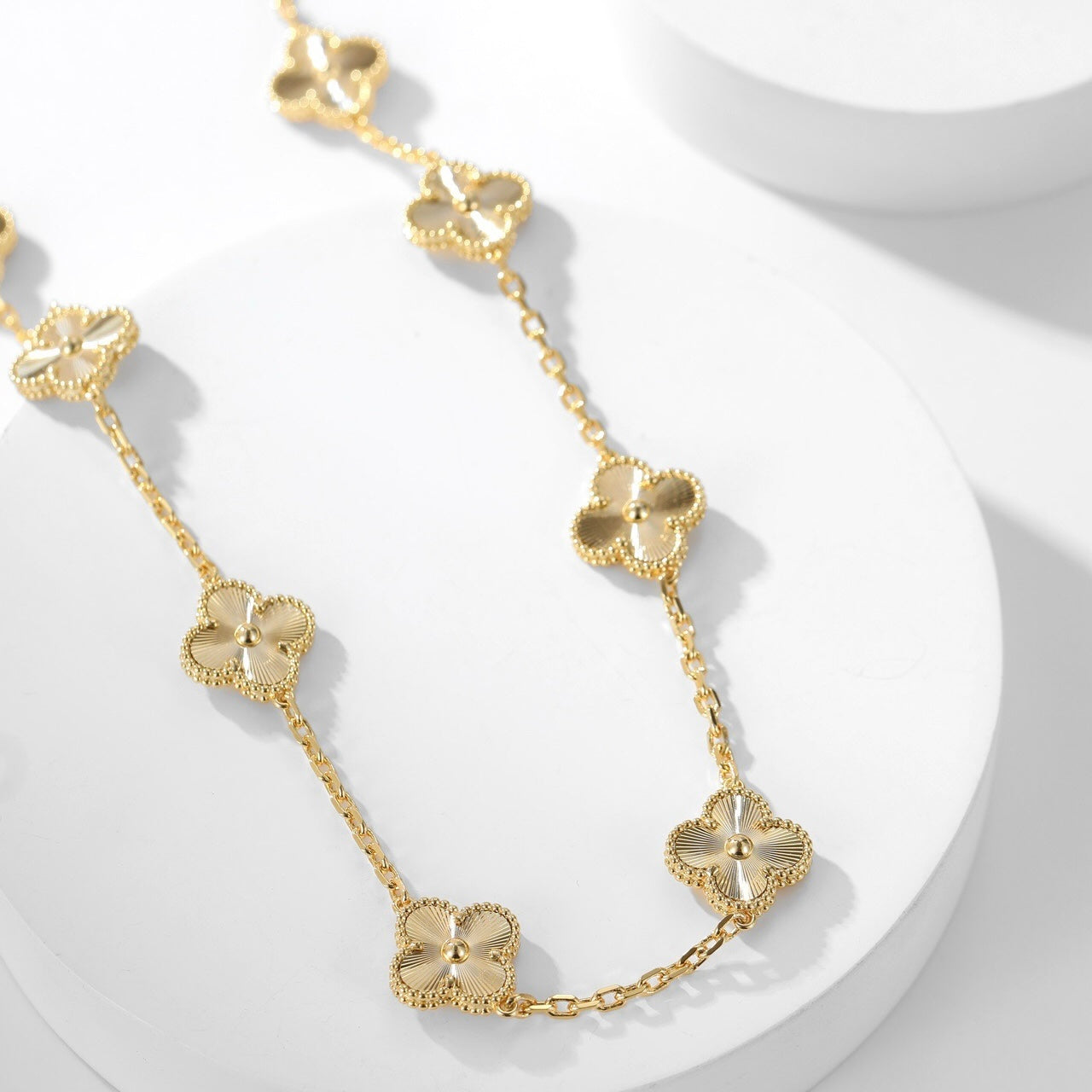 [Pearl Jewelrys]CLOVERS THE 10-MOTIFS LASER NECKLACE