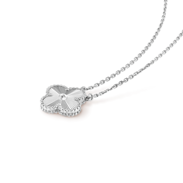 [Pearl Jewelrys]CLOVER 15MM LASER NECKLACE SILVER