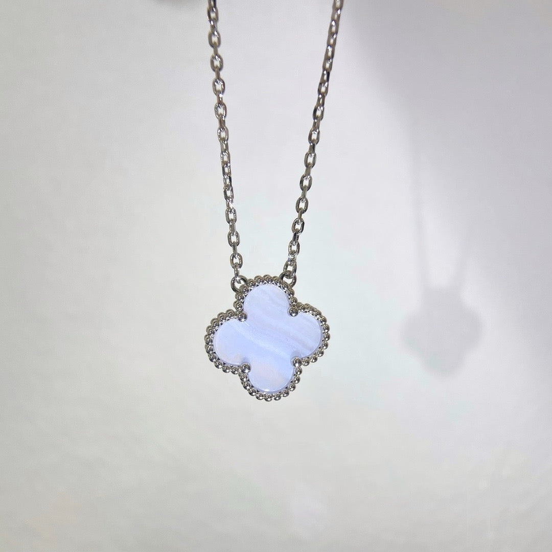 [Pearl Jewelrys]CLOVER 15MM BLUE CHALCEDONY NECKLACE SILVER