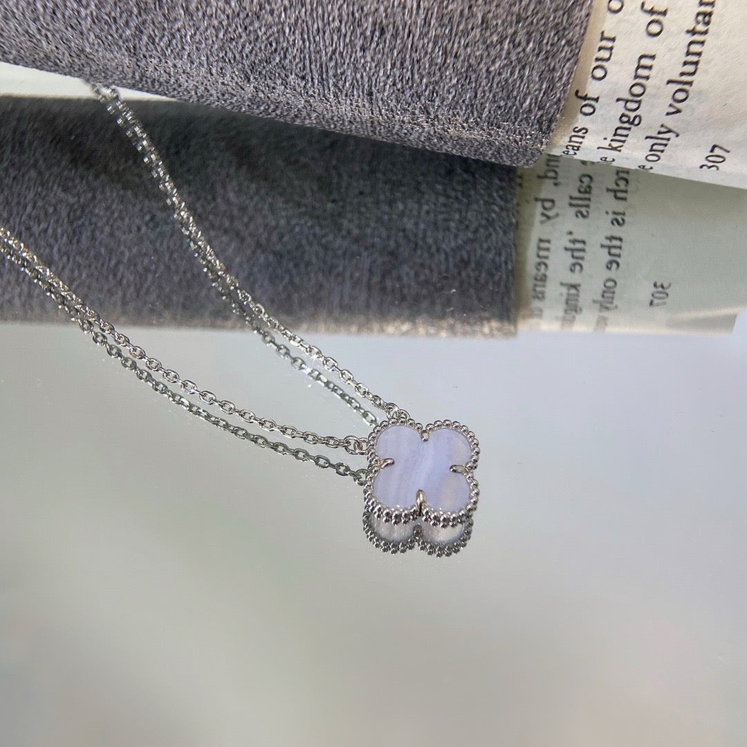 [Pearl Jewelrys]CLOVER 15MM BLUE CHALCEDONY NECKLACE SILVER