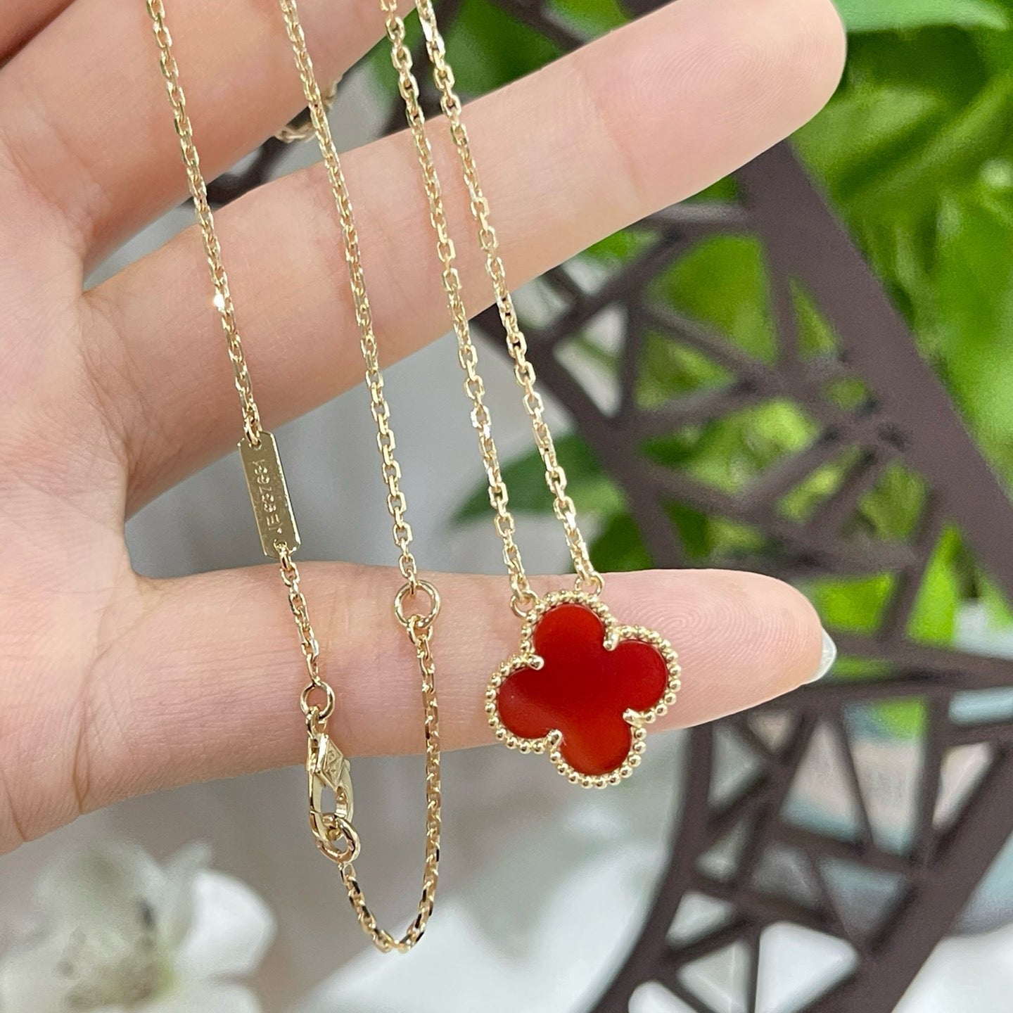 [Pearl Jewelrys]CLOVER 15MM CARNELIAN SINGLE FLOWER NECKLACE