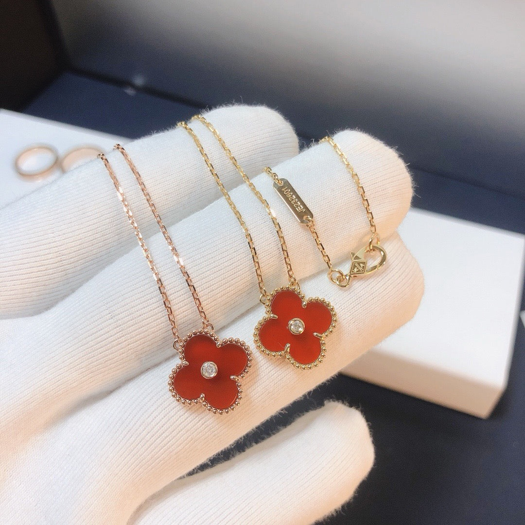 [Pearl Jewelrys]CLOVER 15MM DIAMOND CARNELIAN NECKLACE