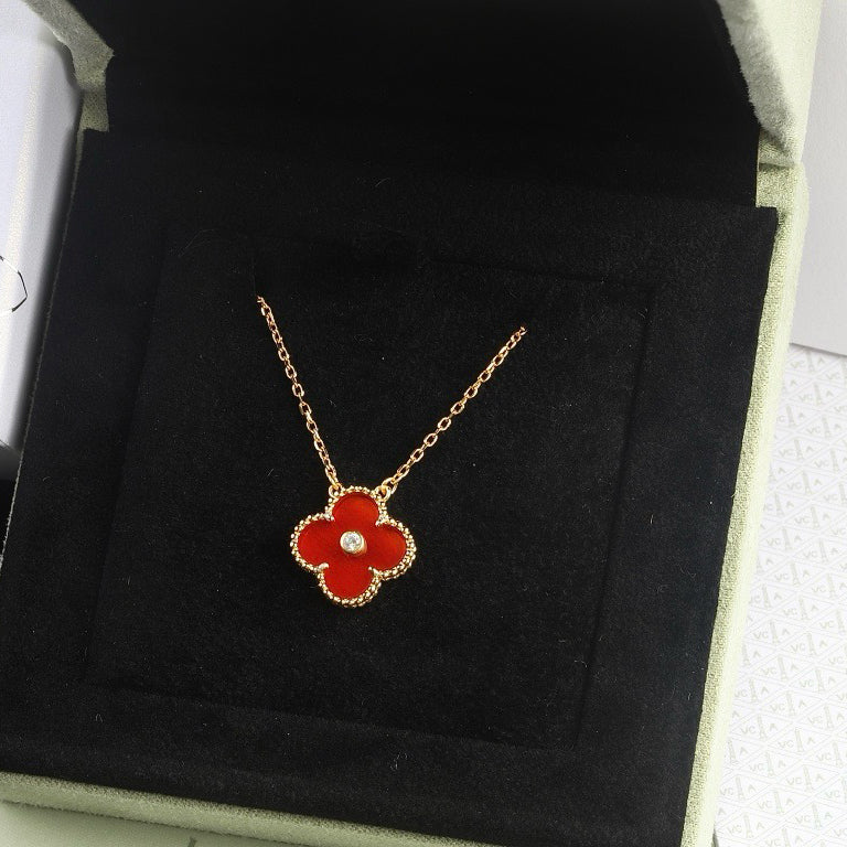 [Pearl Jewelrys]CLOVER 15MM DIAMOND CARNELIAN NECKLACE