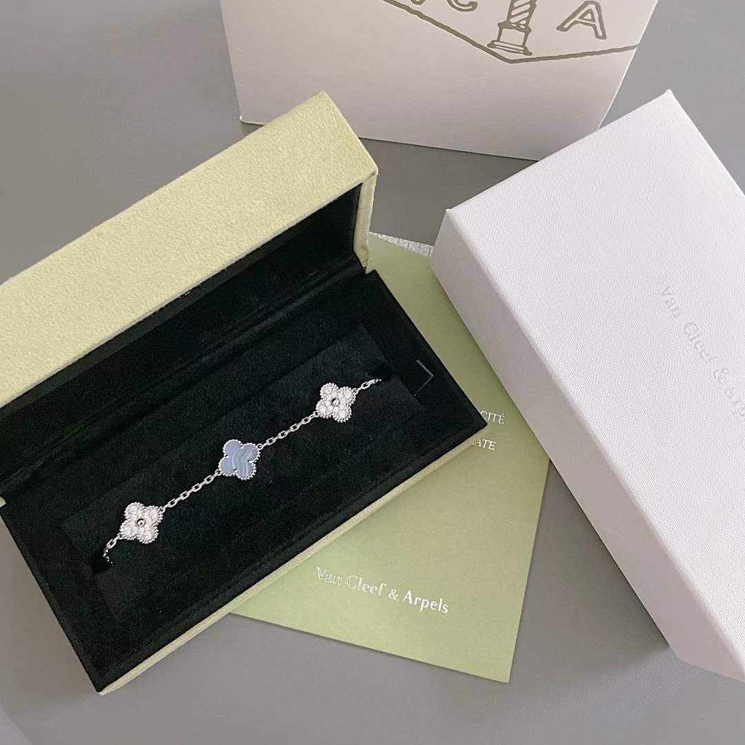 [Pearl Jewelrys]CLOVER  5 MOTIF DIAMOND PURPLE CHALCEDONY BRACELET SILVER