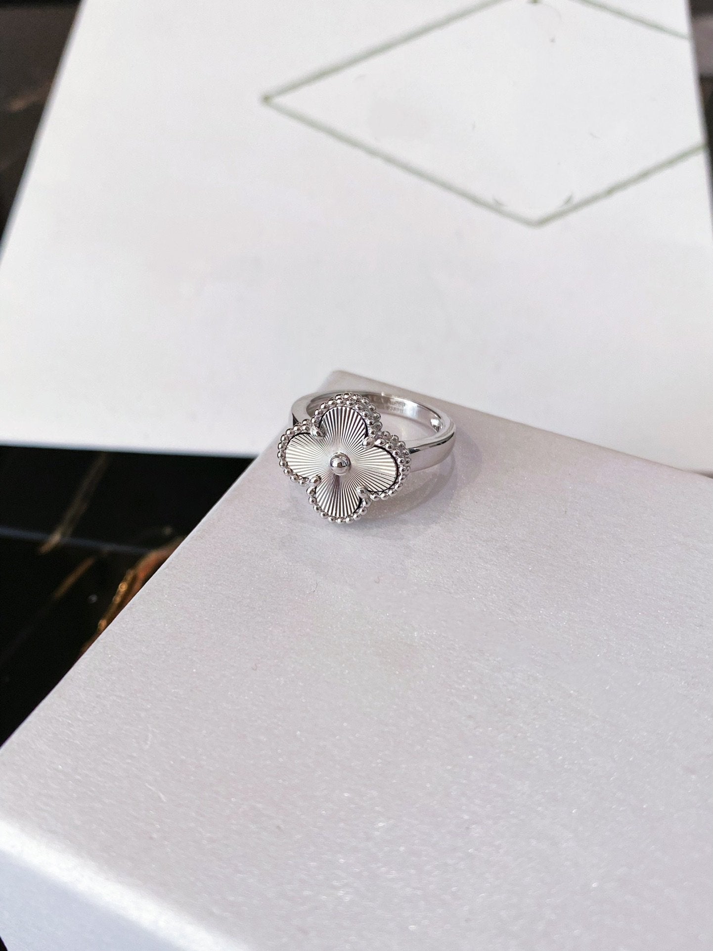 [Pearl Jewelrys]CLOVER SILVER RING