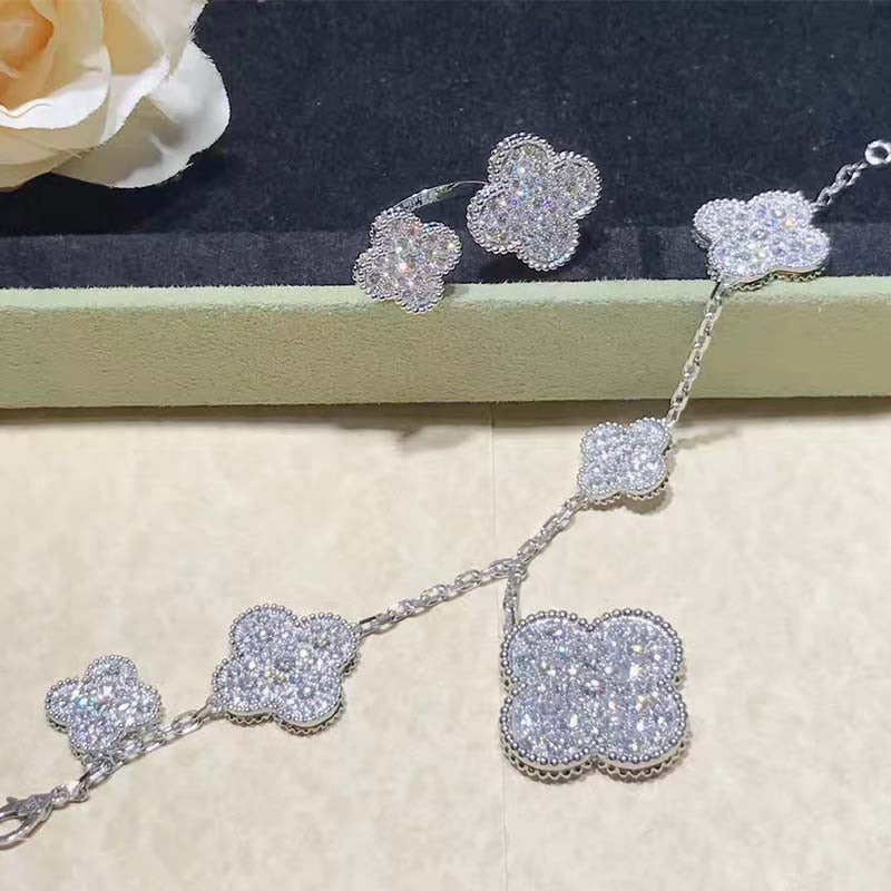 [Pearl Jewelrys]CLOVER 6 MOTIFS SILVER DIAMOND BRACELET