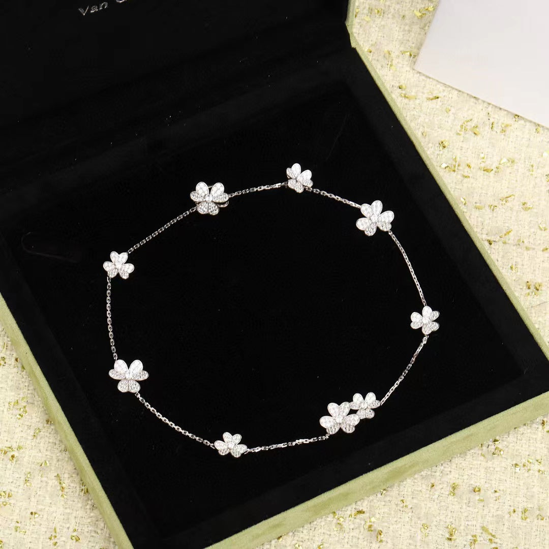 [Pearl Jewelrys]FRIVOLE SILVER 9 FLOWERS NECKLACE