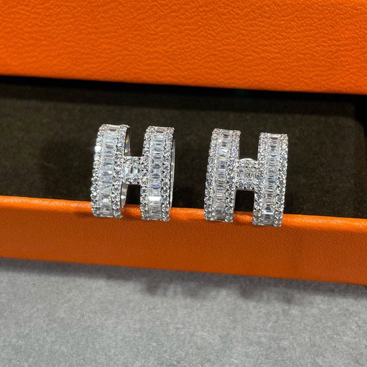 [Pearl Jewelrys]H STUD EARRINGS WITH SILVER DIAMONDS