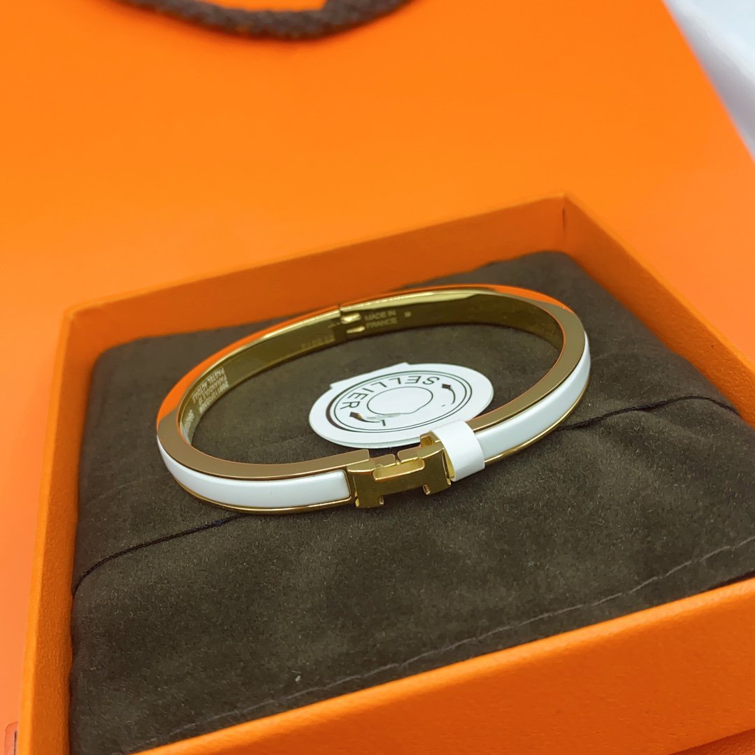 [Pearl Jewelrys]CLASSIC HM CLIC WHITE 8MM ENAMEL BRACELET