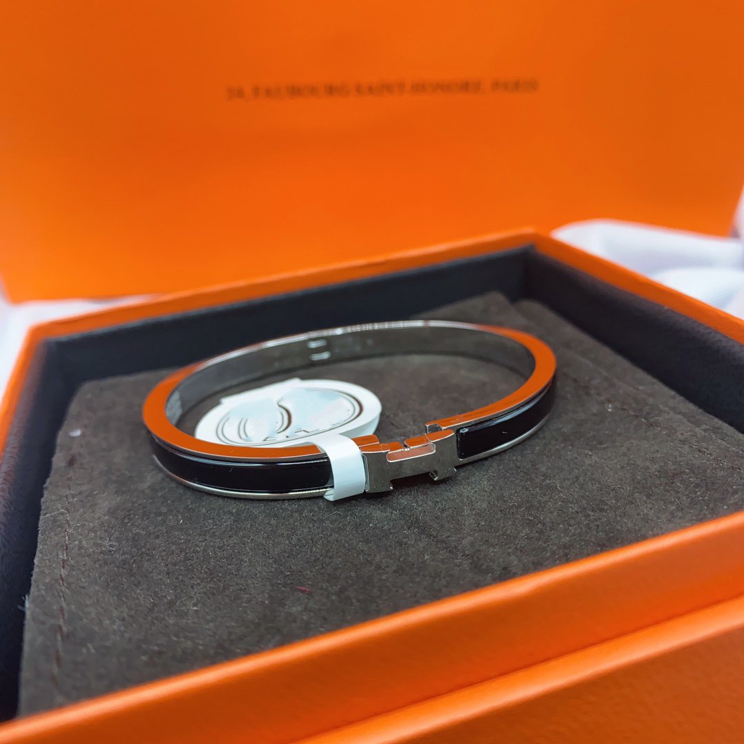 [Pearl Jewelrys]CLASSIC HM CLIC BLACK 8MM ENAMEL BRACELET