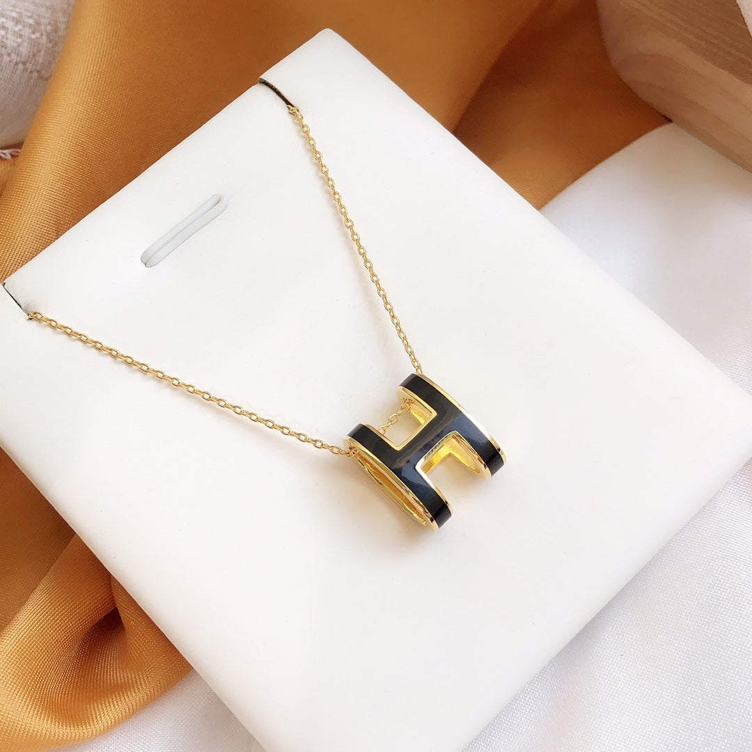 [Pearl Jewelrys]HM CLIC BLACK ENAMEL GOLD NECKLACE
