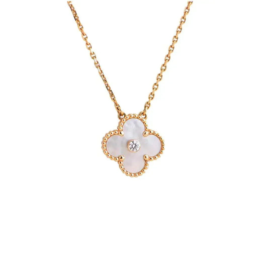 [Pearl Jewelrys]CLOVER 15MM DIAMOND WHITE FRITILLARIA NECKLACE