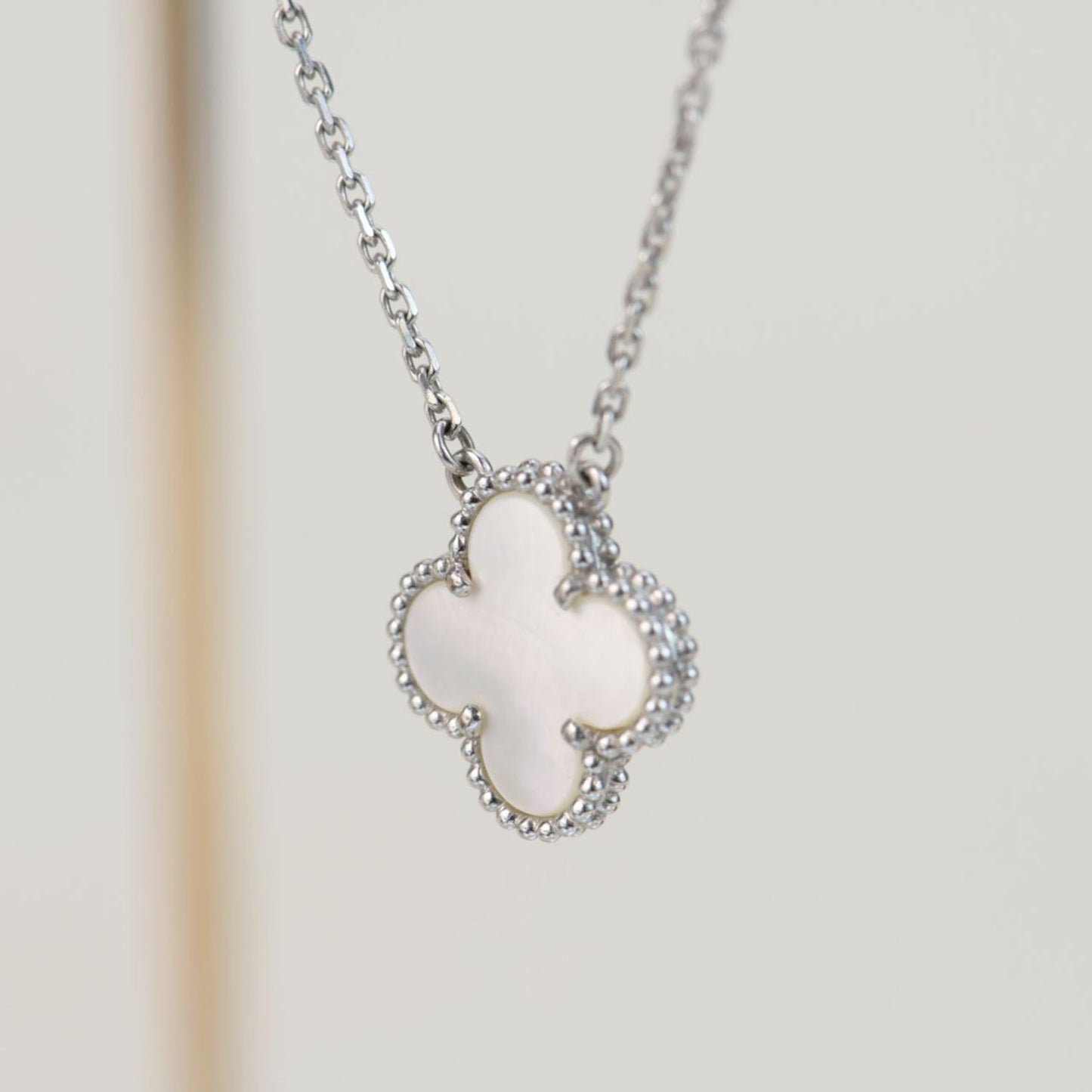 [Pearl Jewelrys]CLOVER  15MM WHITE MOTHER-OF-PEARL SILVER