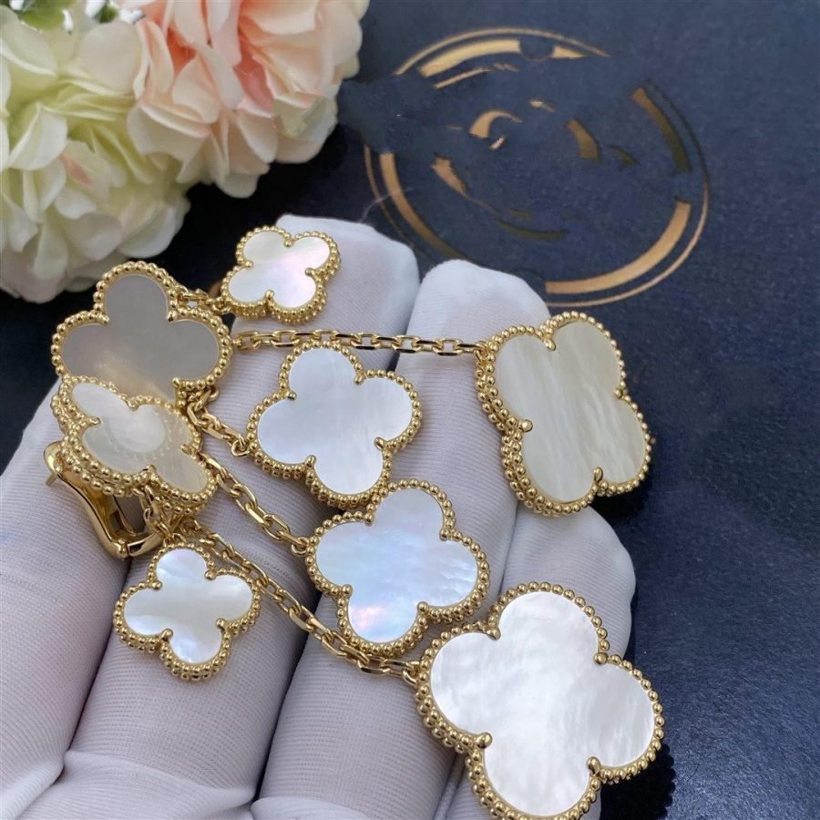 [Pearl Jewelrys]CLOVER EARRINGS WHITE MOP 4 MOTIFS GOLD