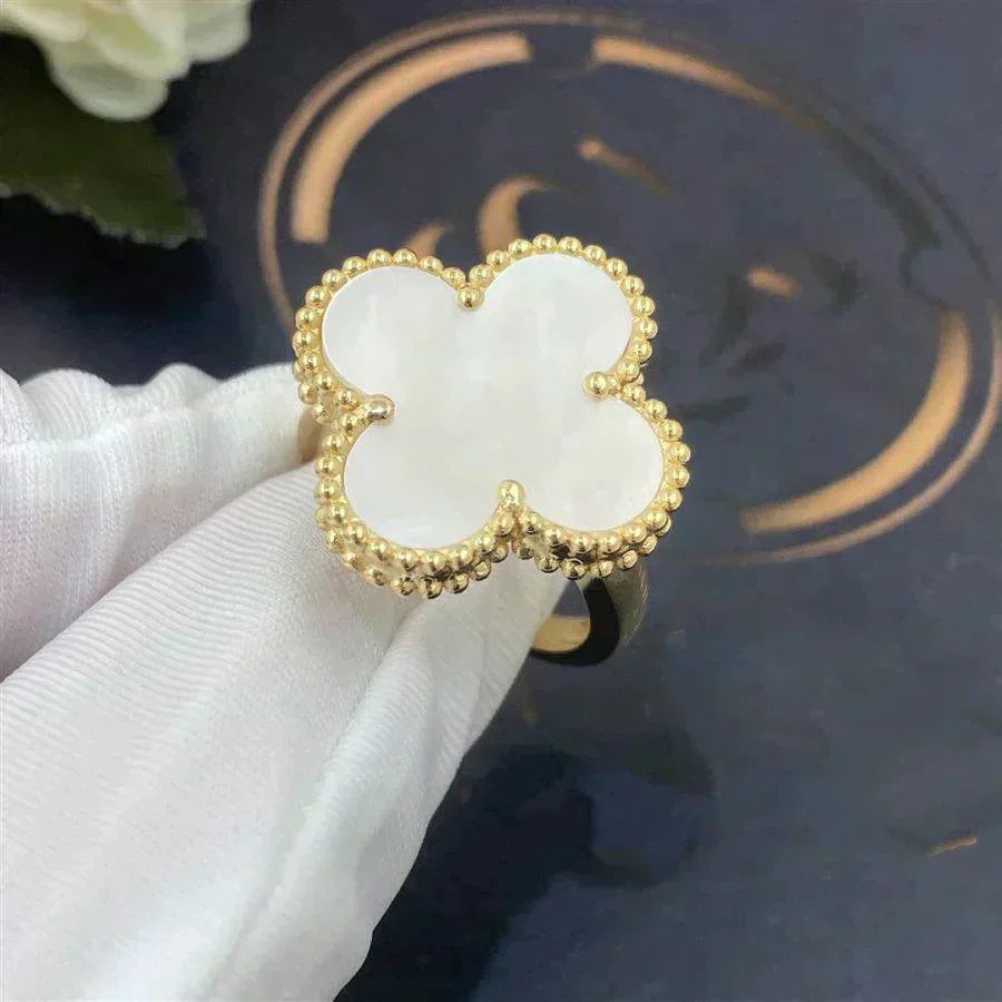 [Pearl Jewelrys]CLOVER WHITE MOP RING