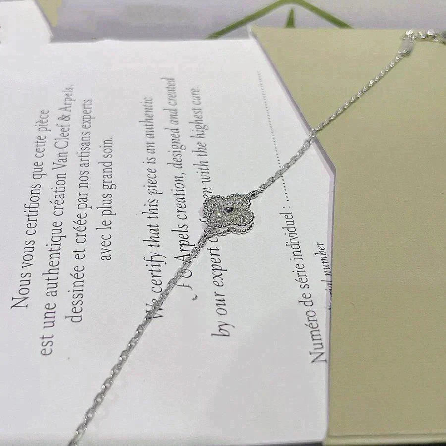 [Pearl Jewelrys]CLOVER  SINGLE FLOWER BRACELET SILVER