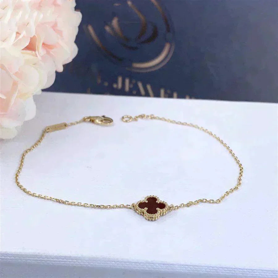 [Pearl Jewelrys]CLOVER  CARNELIAN SINGLE FLOWER BRACELET