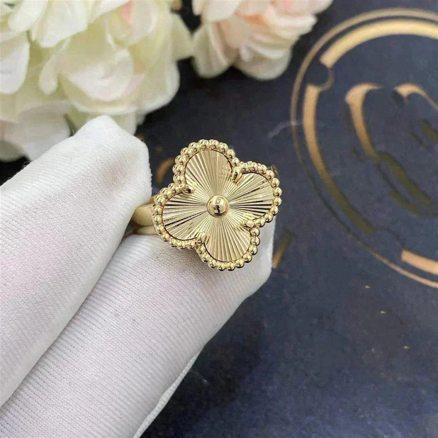 [Pearl Jewelrys]CLOVER GOLD RING