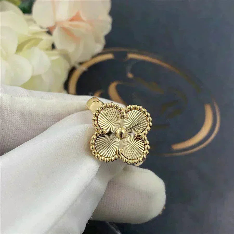 [Pearl Jewelrys]CLOVER GOLD RING