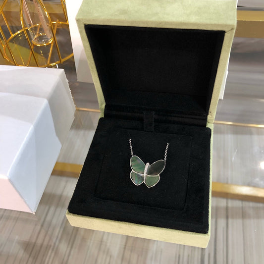 [Pearl Jewelrys]LARGE BUTTERFLY SILVER PENDANT DIAMOND NECKLACE
