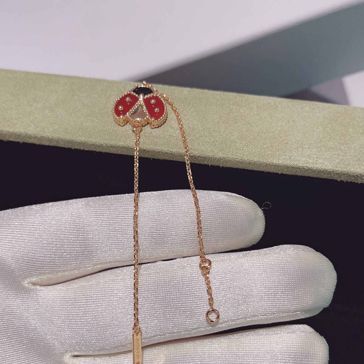 [Pearl Jewelrys]LUCKY SPRING 1 MOTIF PINK GOLD BRACELET