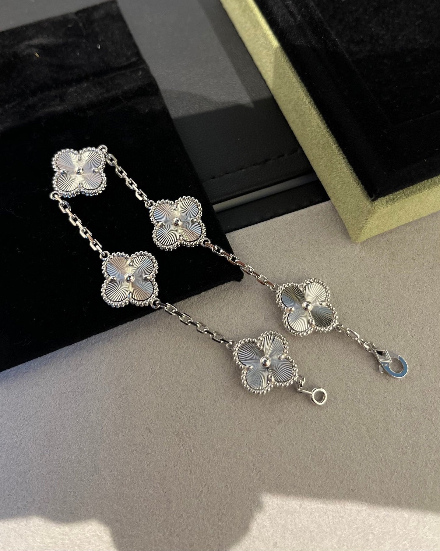 [Pearl Jewelrys]CLOVER SILVER 5 MOTIFS BRACELET